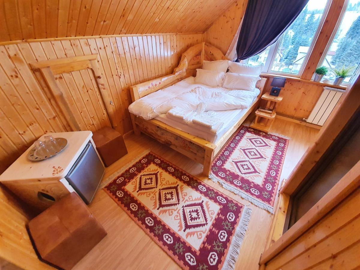 Casa Cerbul Villa ฟุนดาตา ภายนอก รูปภาพ